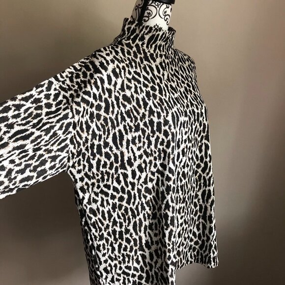 LOFT Plus Animal Spotted Mock Neck Top - Black Tan - Size 14 Plus - Picture 3 of 7